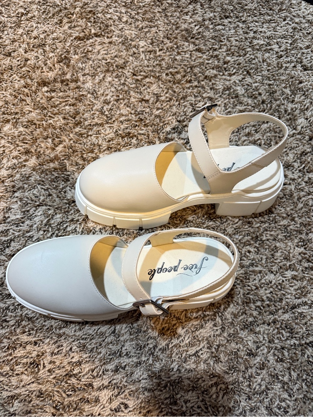 Free People Cream Beige Platform Slingback Clogs - Picture 3 of 4
